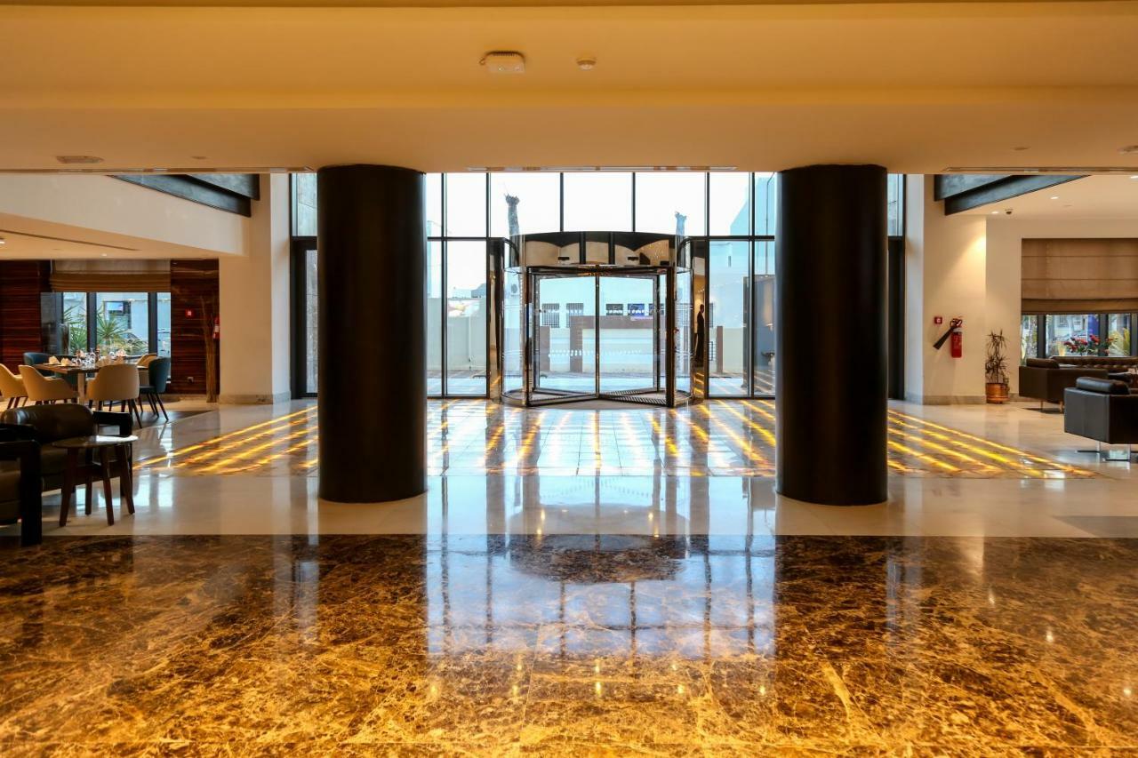 Radisson Hotel 5*